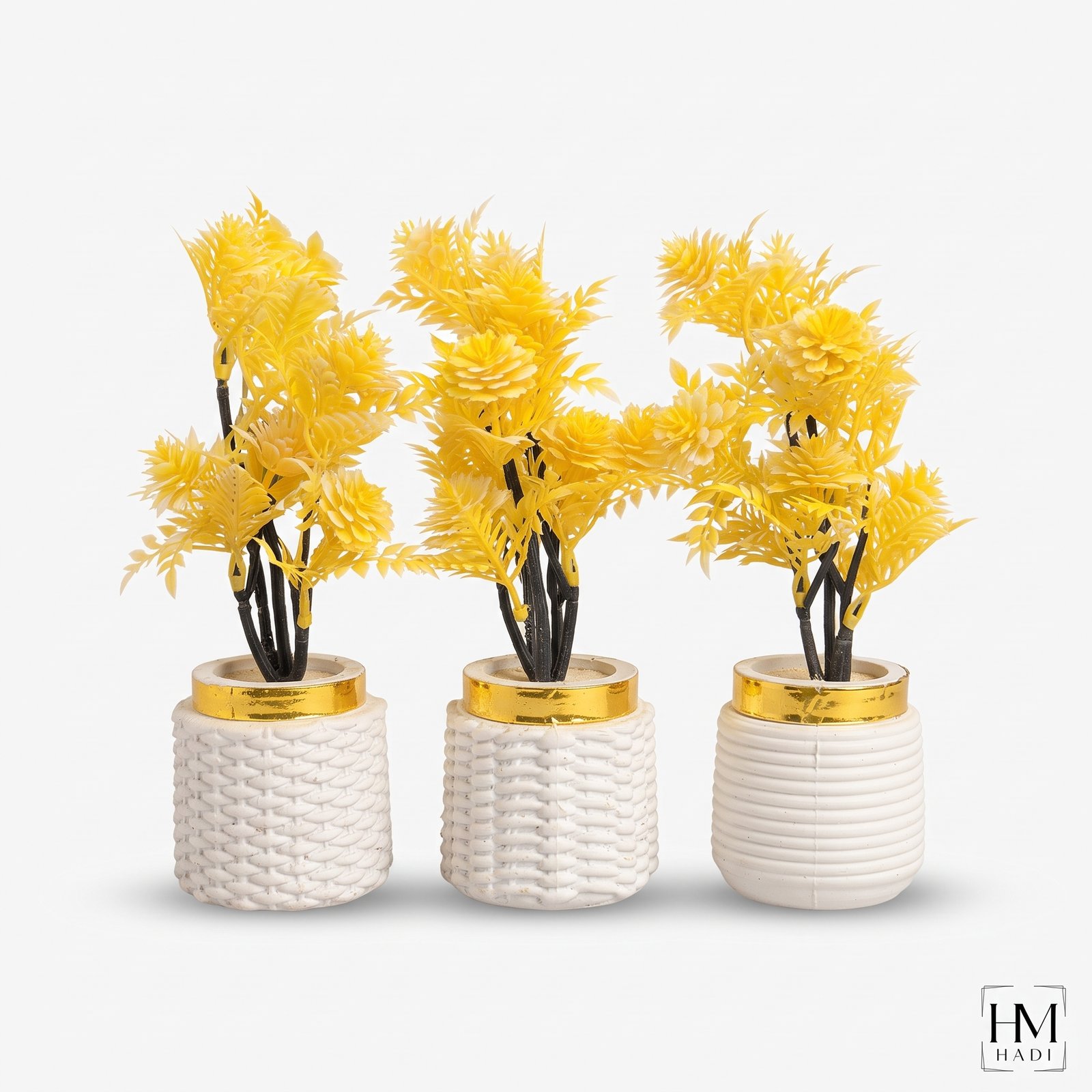 Golden Bloom Vase - Image 3