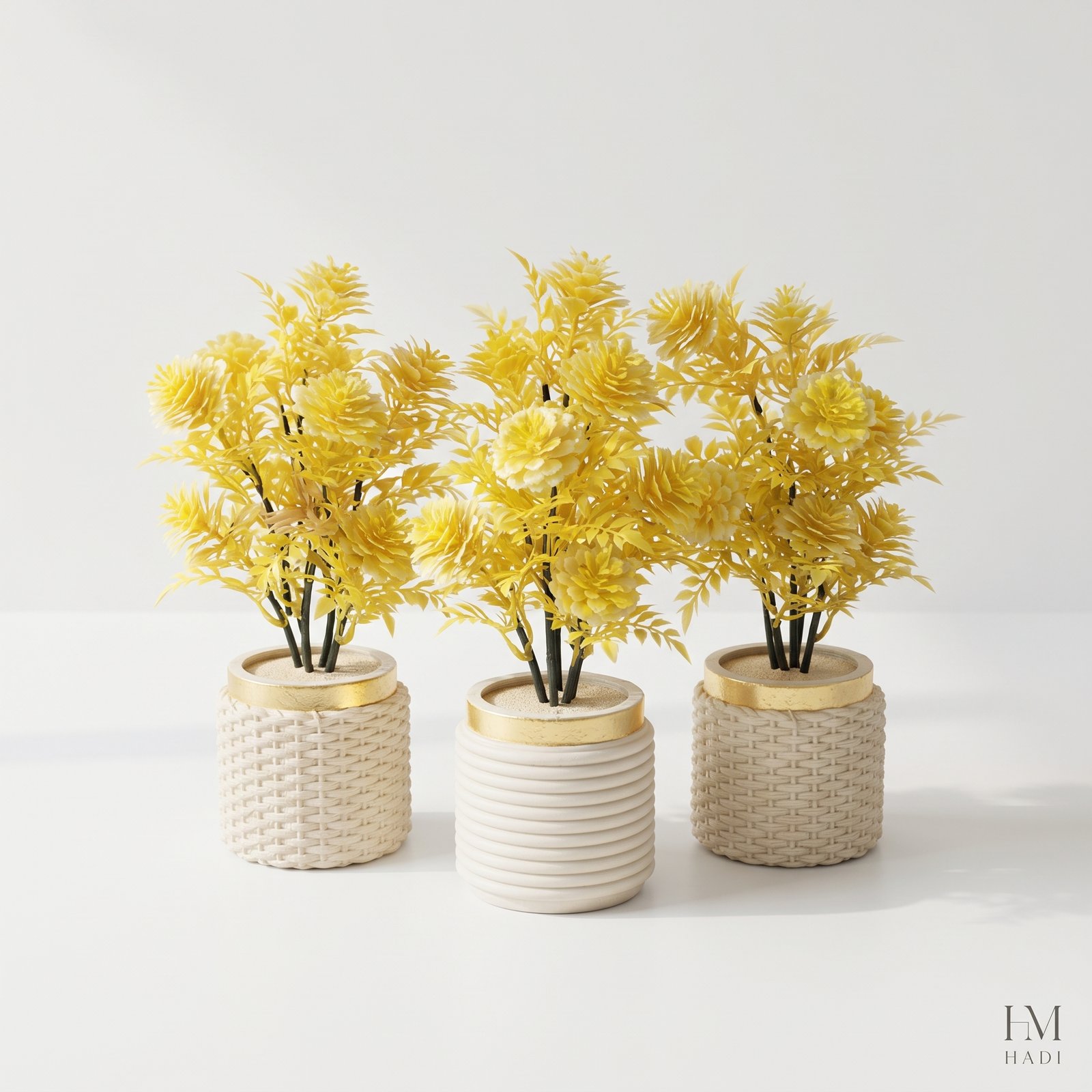 Golden Bloom Vase - Image 2